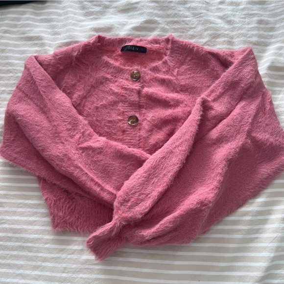 SHEIN Sweaters - SHEIN - PINK SWEATER